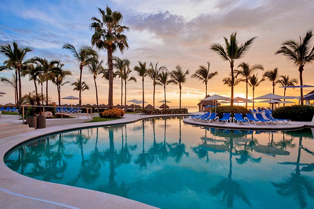 Hard Rock Puerto Vallarta Resort - Vacations With Flair